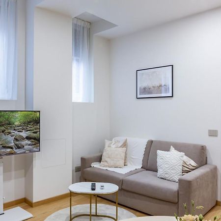 דירות מילאנו Easylife - Bilocale Moderno E Sofisticato In Zona Porta Venezia מראה חיצוני תמונה