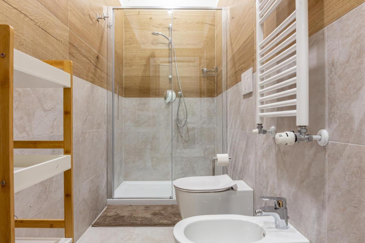דירות מילאנו Easylife - Bilocale Moderno E Sofisticato In Zona Porta Venezia מראה חיצוני תמונה
