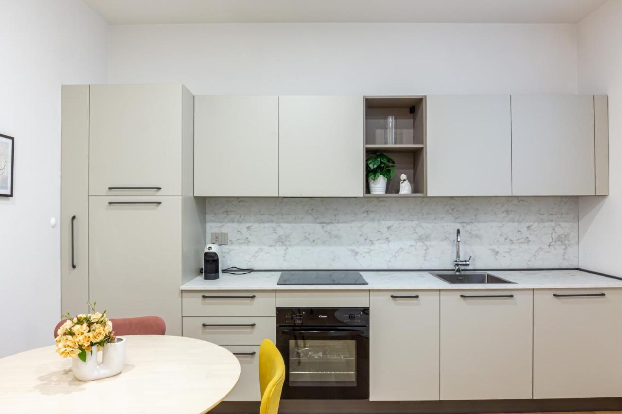 דירות מילאנו Easylife - Bilocale Moderno E Sofisticato In Zona Porta Venezia מראה חיצוני תמונה